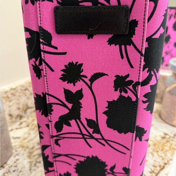 NWT- Versace Le Medusa Small 2 Way Tote- Includes Matching Silk Scarf - Picture 9 of 16